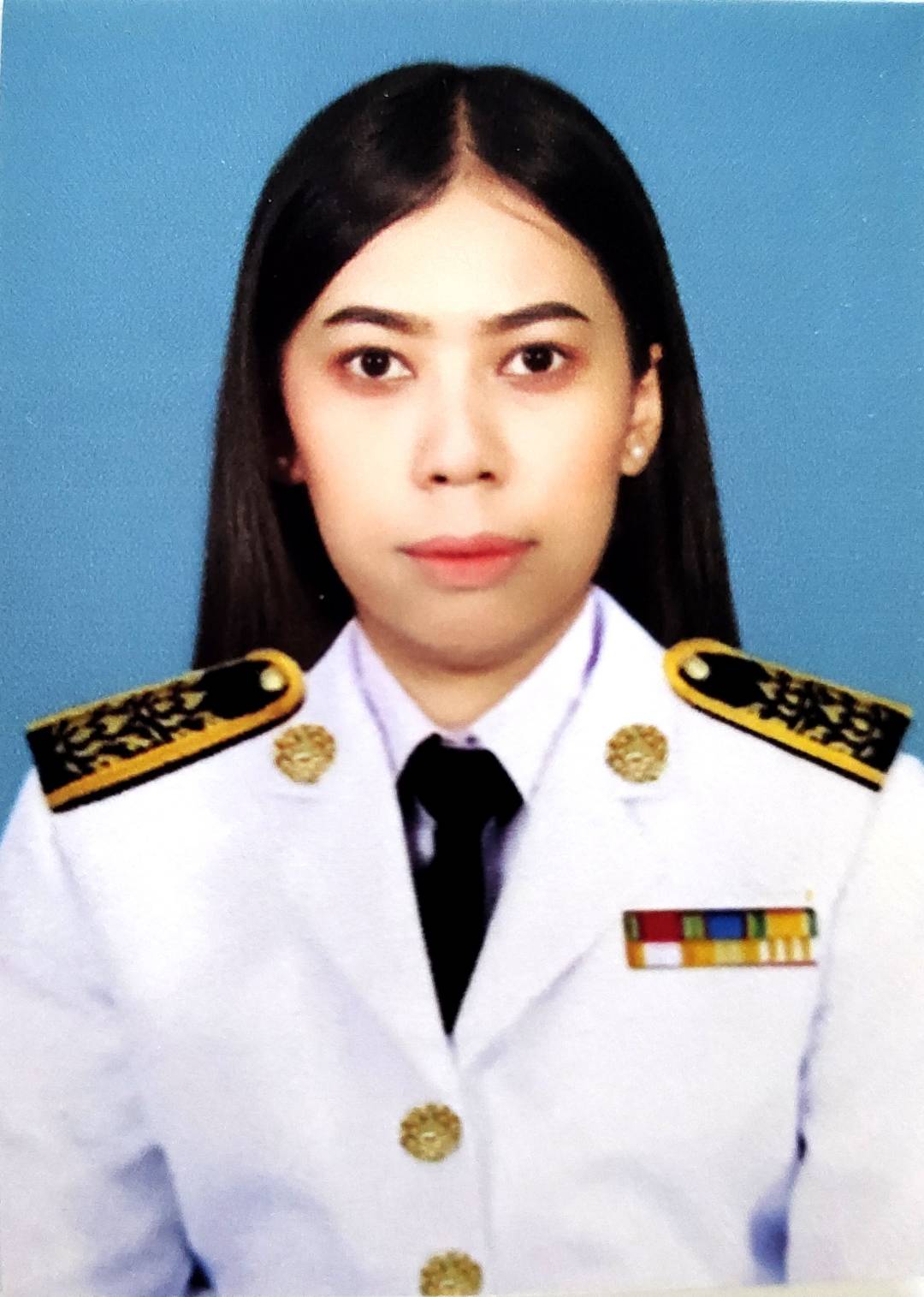 นางสาวกมลทิพย์ หงษ์ทอง