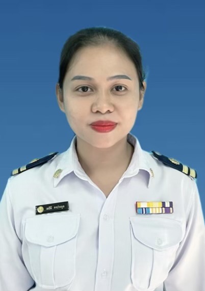 นางสาวเมธินี คงประมูล