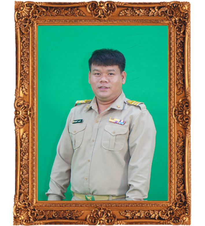 นายธีระศักดิ์ วงนารี