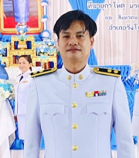นายวิชา พิลาบุตร