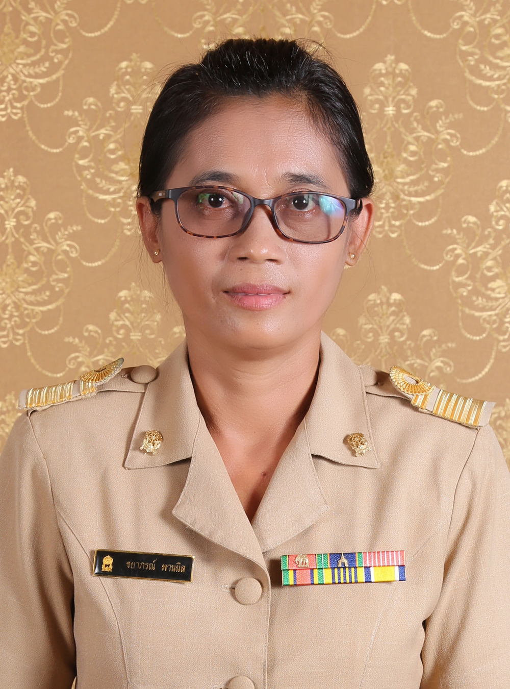 นางชยาภรณ์ พานนิล
