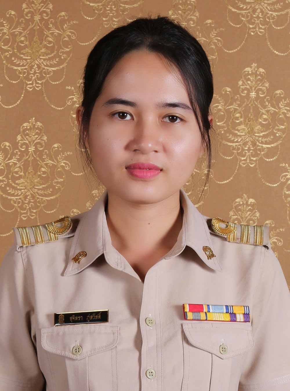นางสาวสุจิตรา ภู่สวัสดิ์