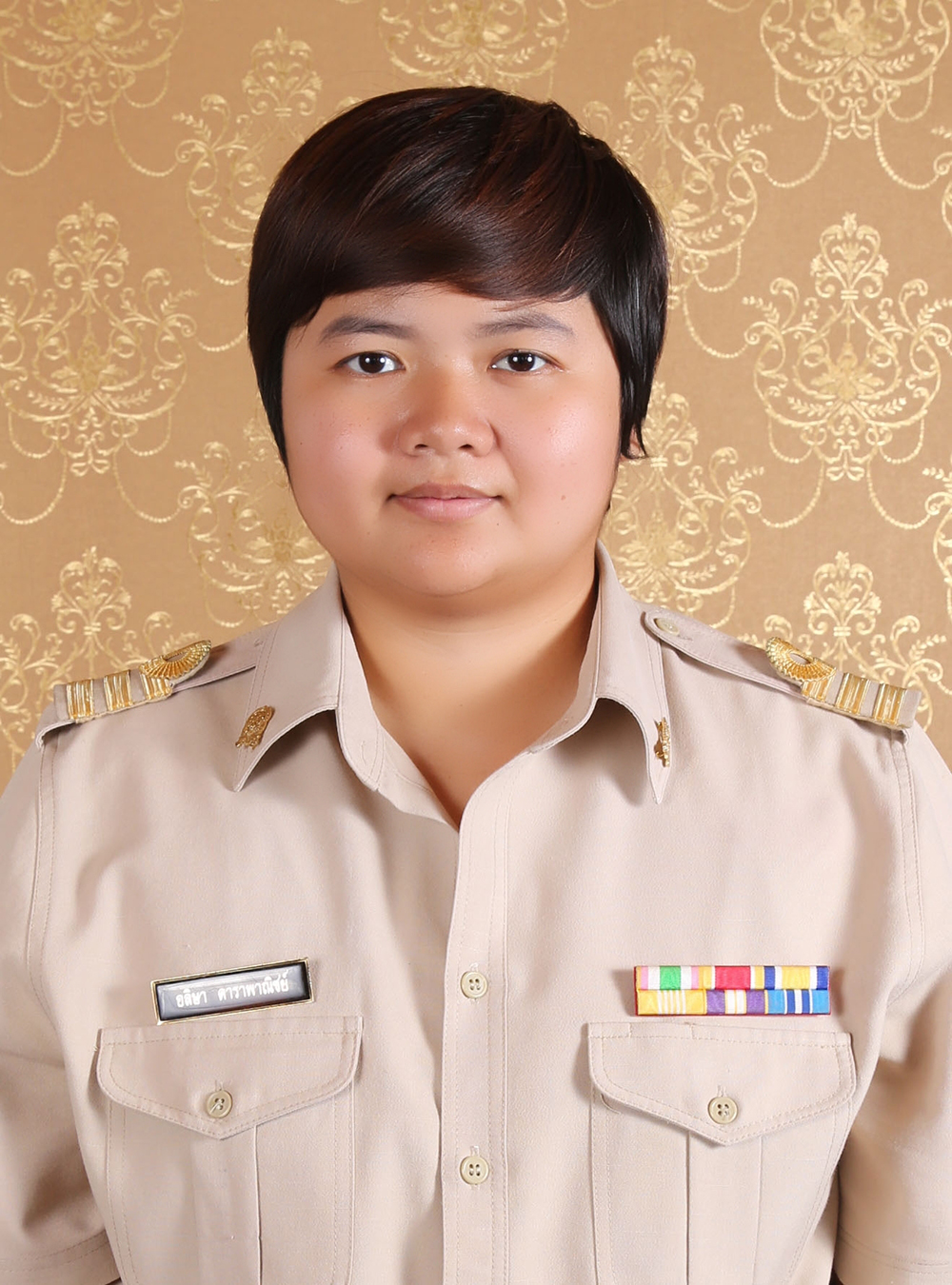 นางสาวอลิษา ดาราพาณิชย์