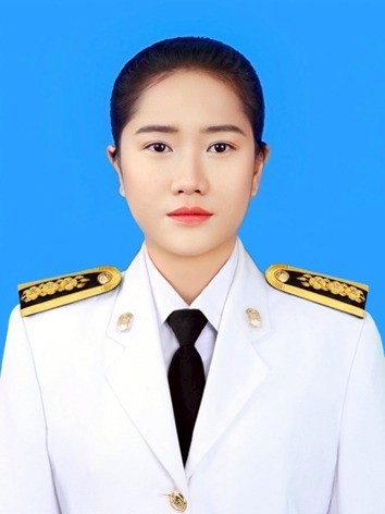 นางสาวพิมลวรรณ แสงสิงห์