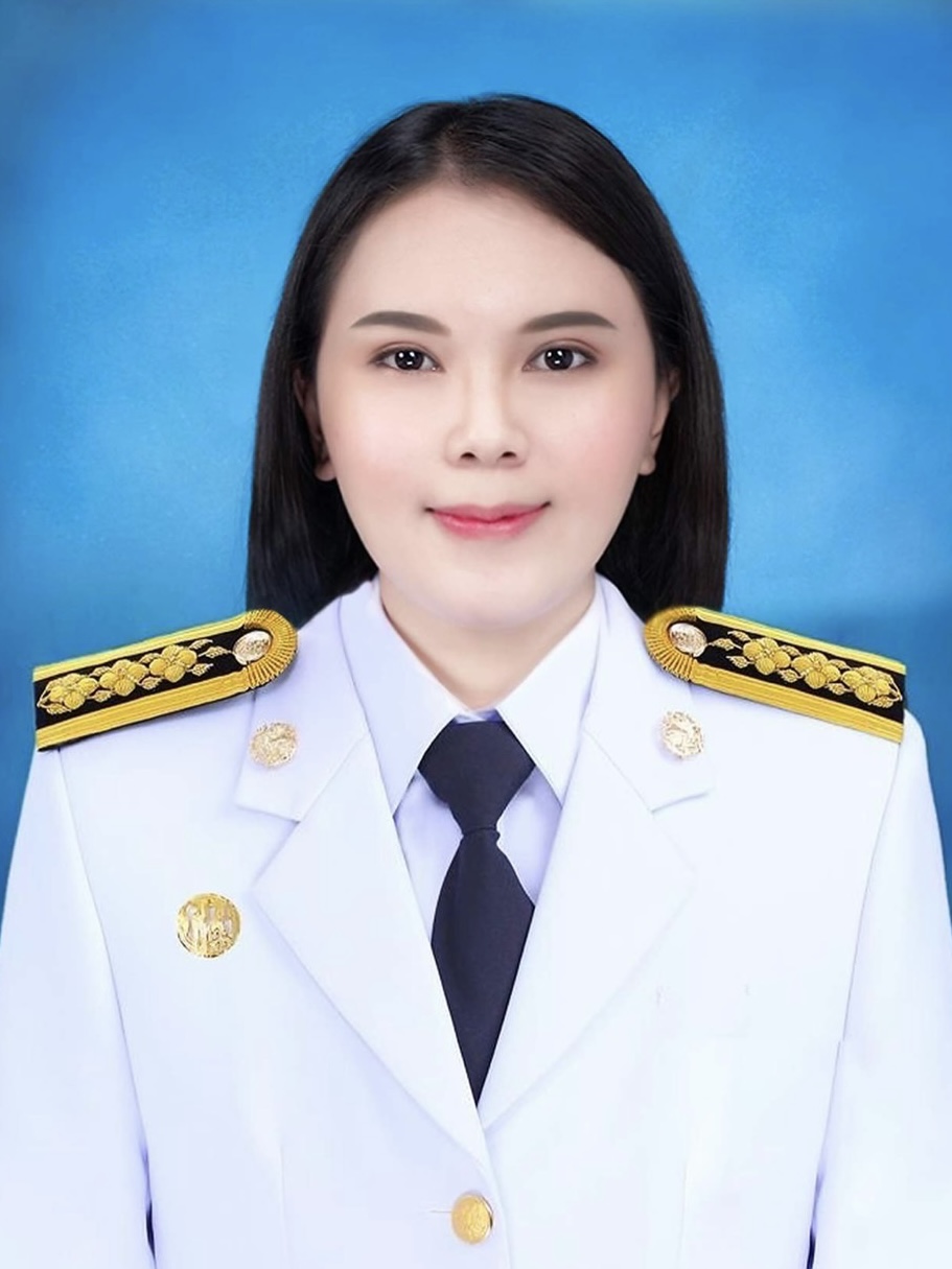 นางสาวนภัสภรณ์ แก้วยม