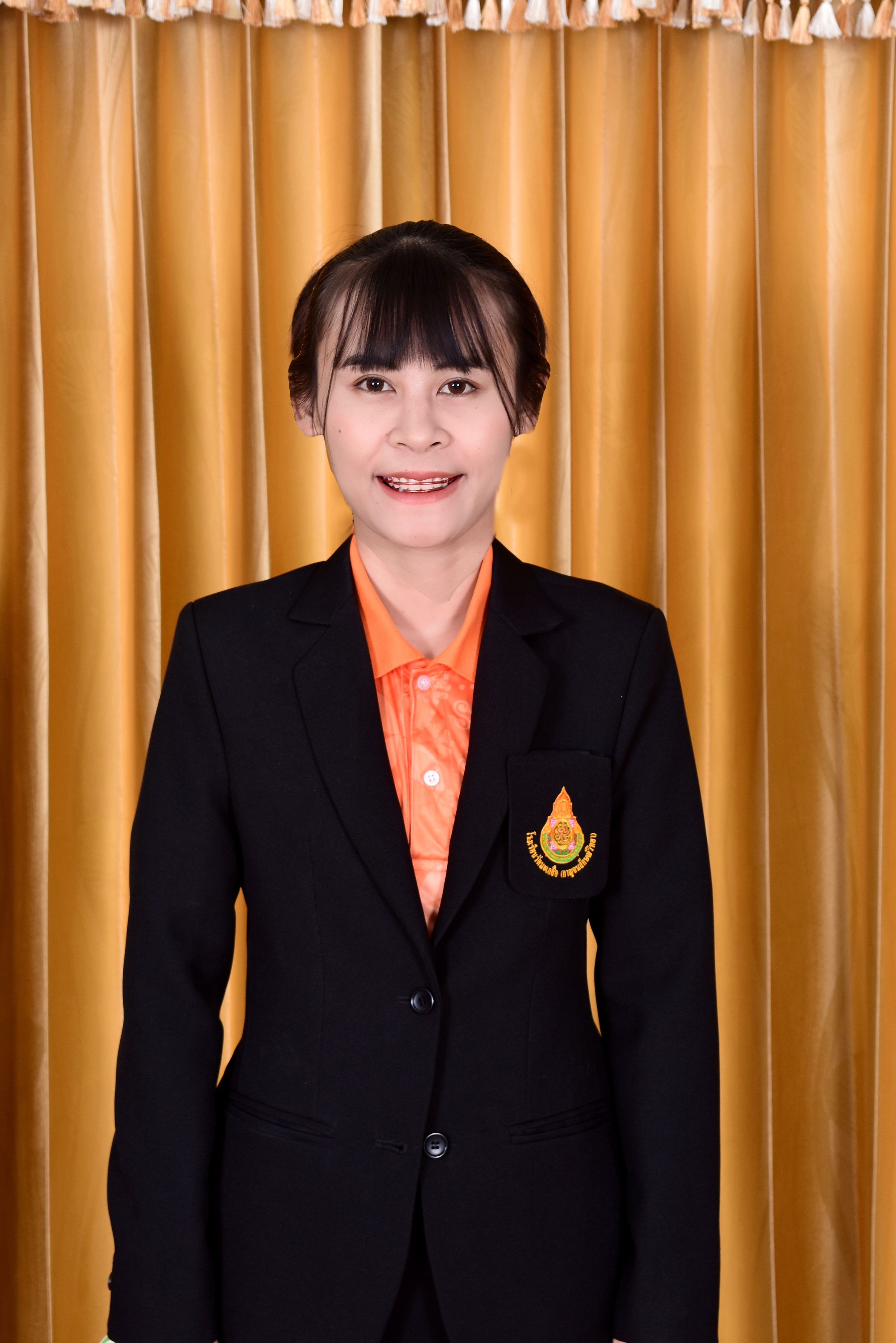 นางสาวพรทิพย์ ศรียี่สุ่น