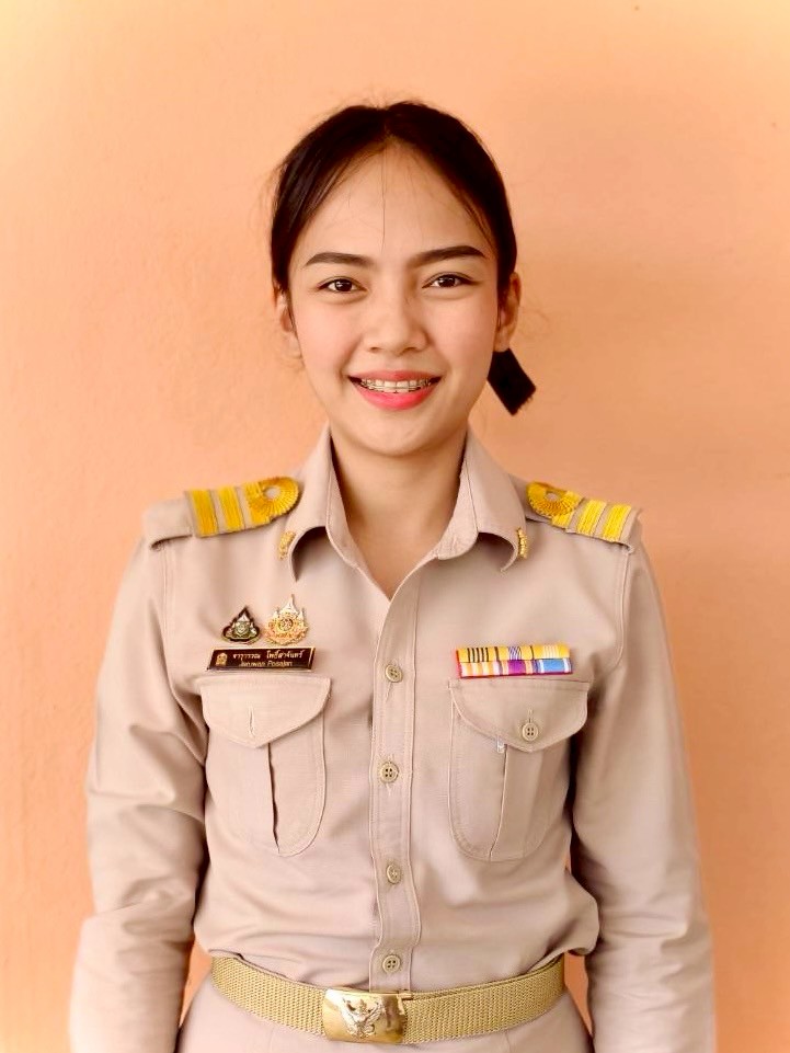นางสาวจารุวรรณ โพธิ์สาจันทร์
