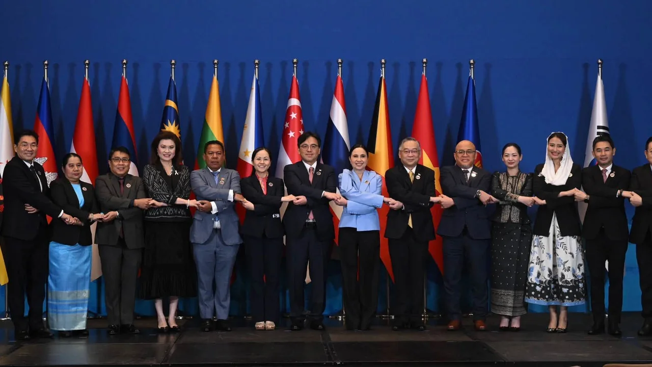 Philippines chairs 58th ASEAN Economic Ministers’ Meeting as bloc prepares for November summit
