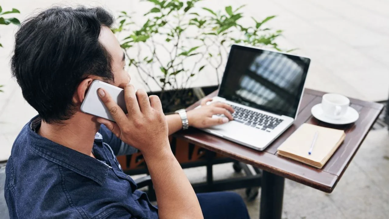 'I’d choose remote every single time': Singapore worker who experienced all 3 work setups says even if he’d take a 20% to 30% pay cut