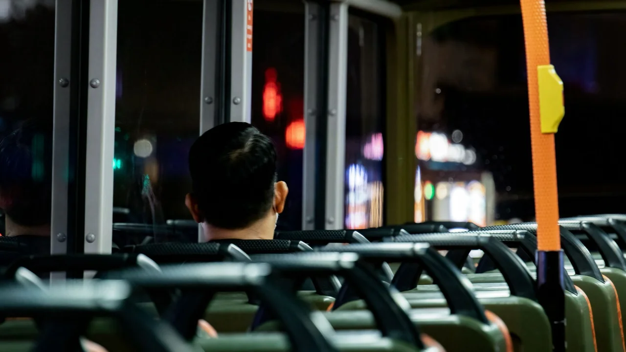 Singaporean finally lands job after a year of job hunting, but the 4-hour commute and low pay leave him wondering if he should quit