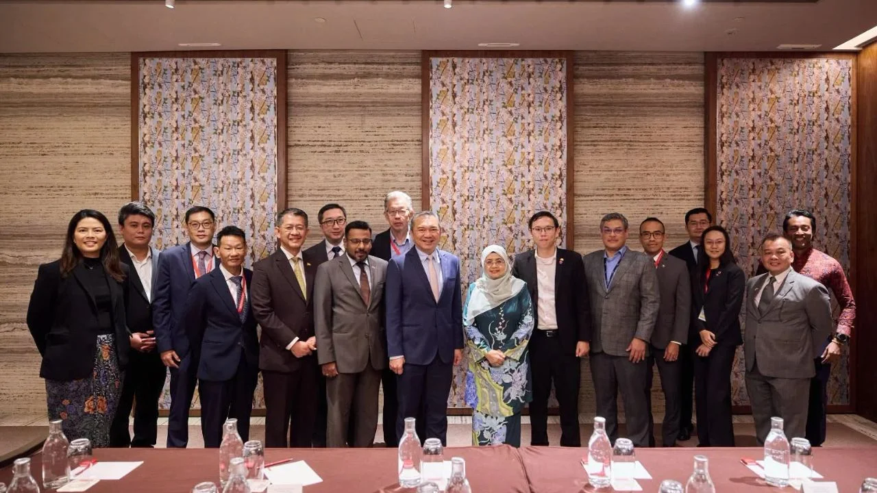 Johor delegation led by Lee Ting Han promotes state as “next global investment hub” at Invest Malaysia Day 2026 in Singapore