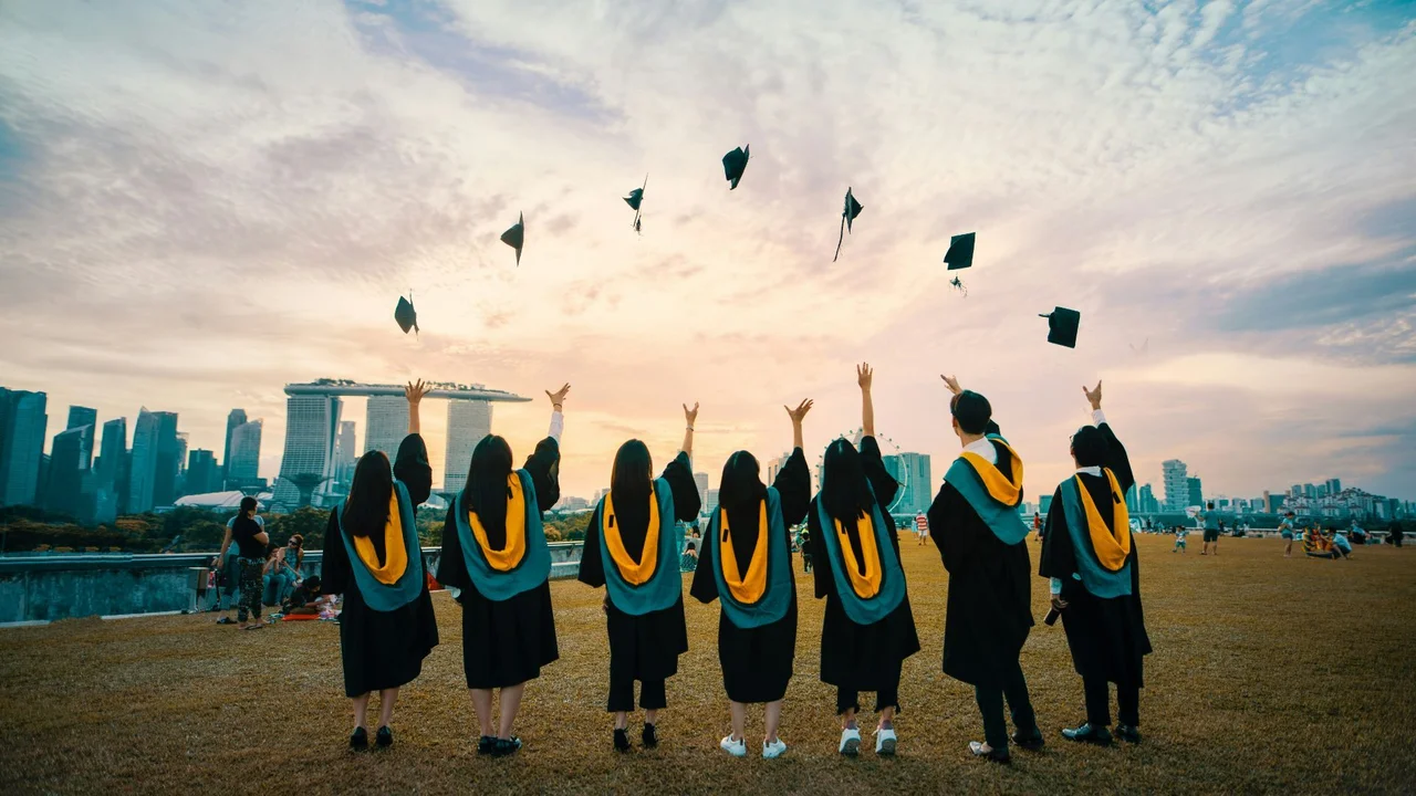 'There’s just not enough jobs to go around': Fresh graduates share frustrations over job hunt