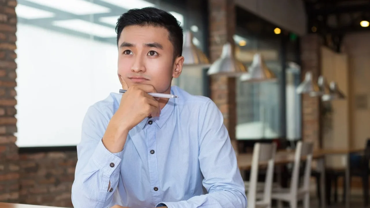Netizens talk about how to live life in Singapore with contentment 