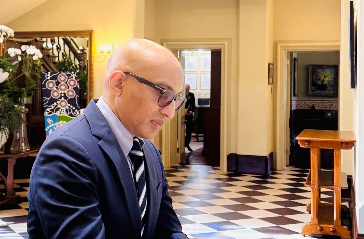 Singapore High Commissioner to Australia criticizes radio programme for being one-sided