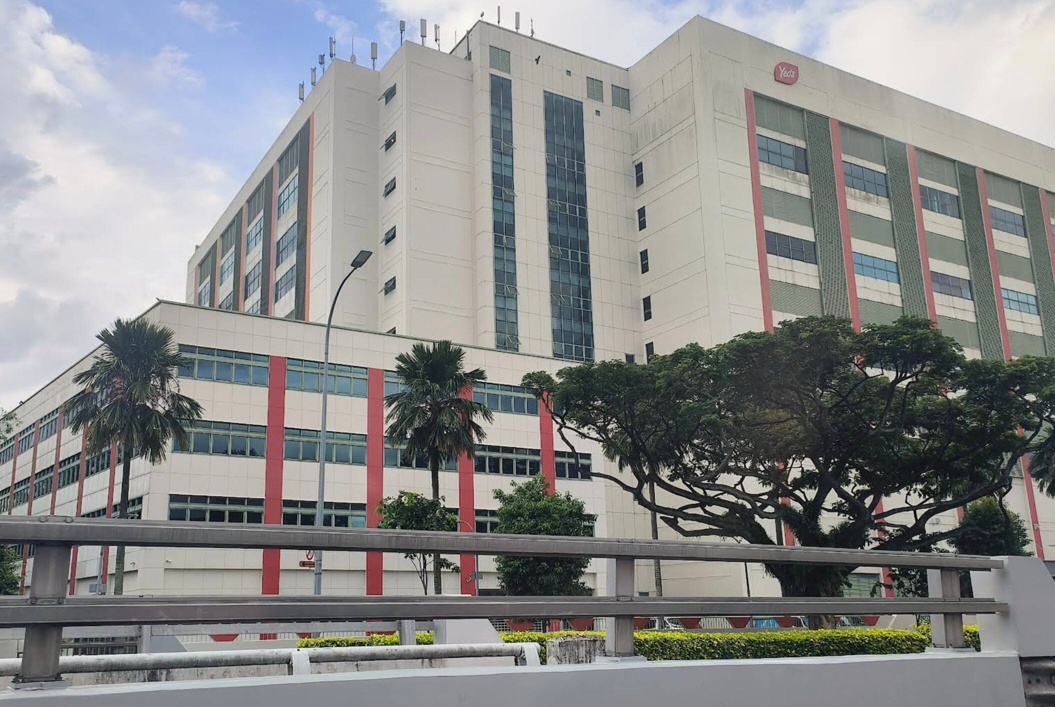 ‘No Singaporeans buying local’ netizen says after Yeo’s cuts 25 jobs, moves can production to Malaysia