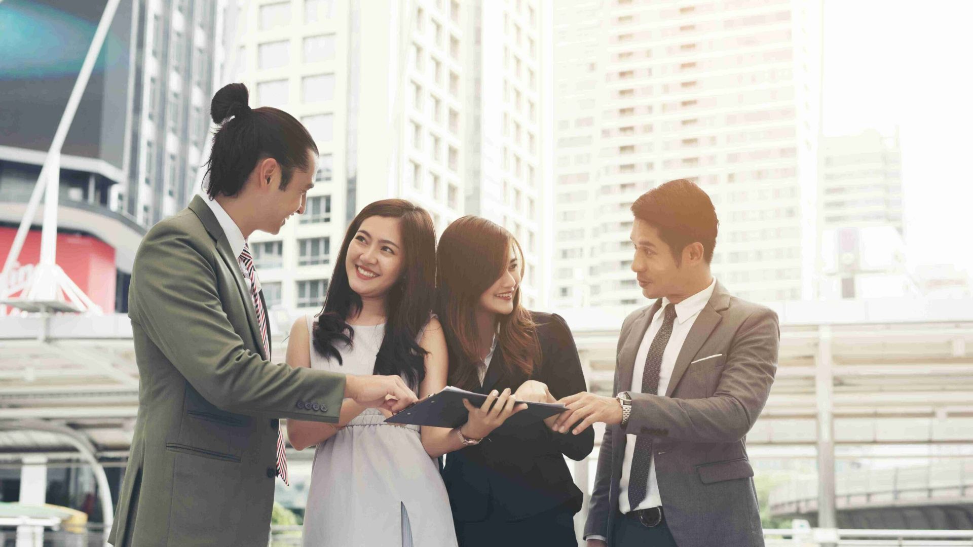 Singaporean Redditor questions locals’ edge over foreign talent: ‘Are we really worth 3x-5x pay?’