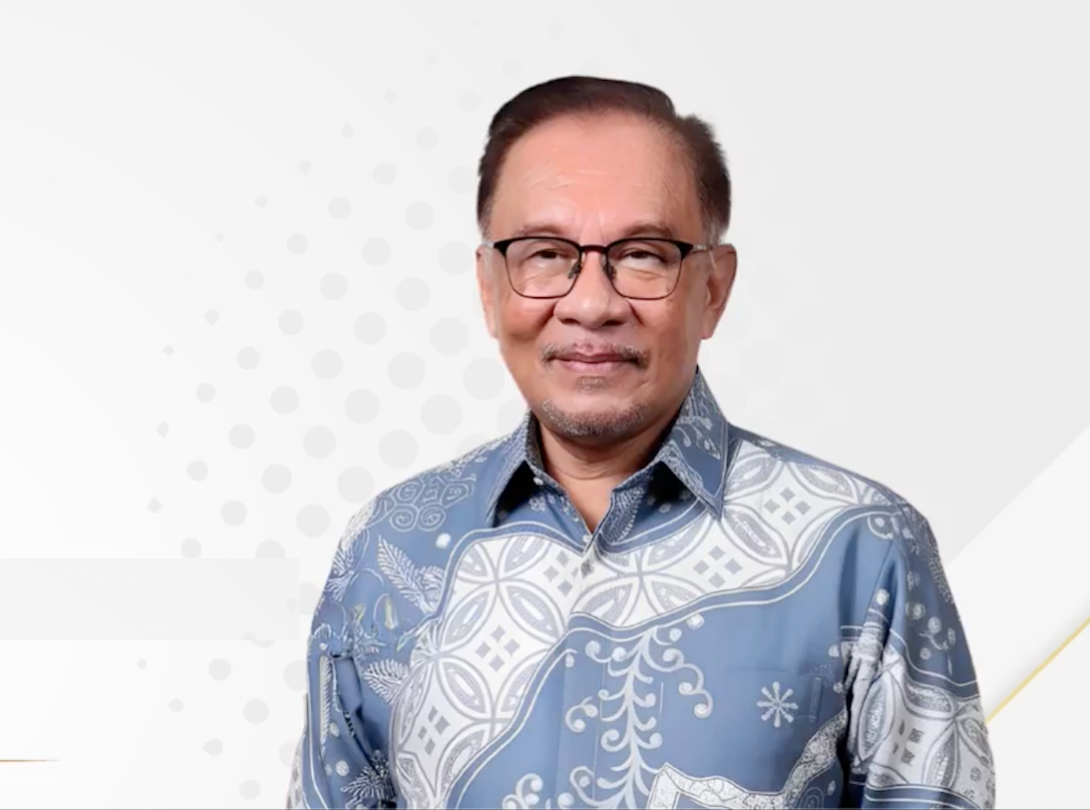 Perceptions of Malaysian PM now differs from analysts to online users