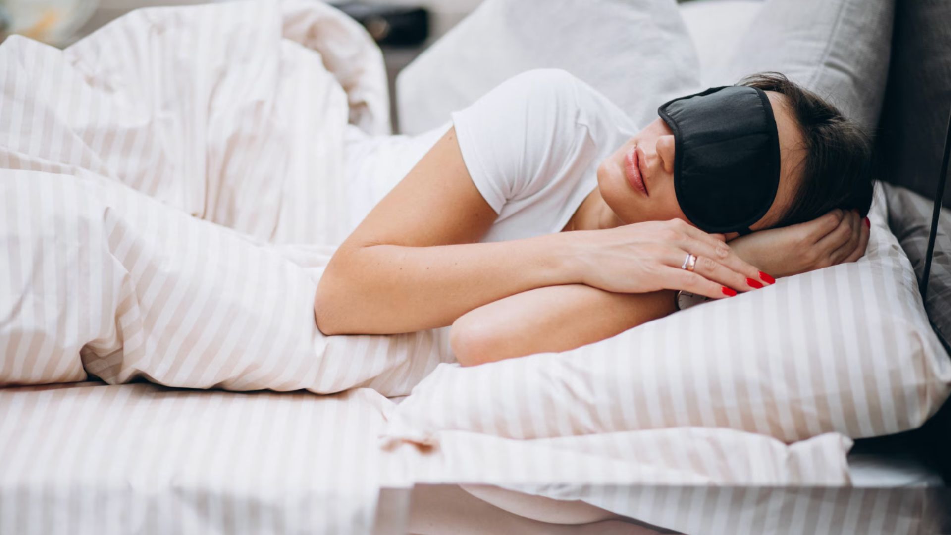 Is sleep a luxury? Singaporeans online share how much rest they get on workdays