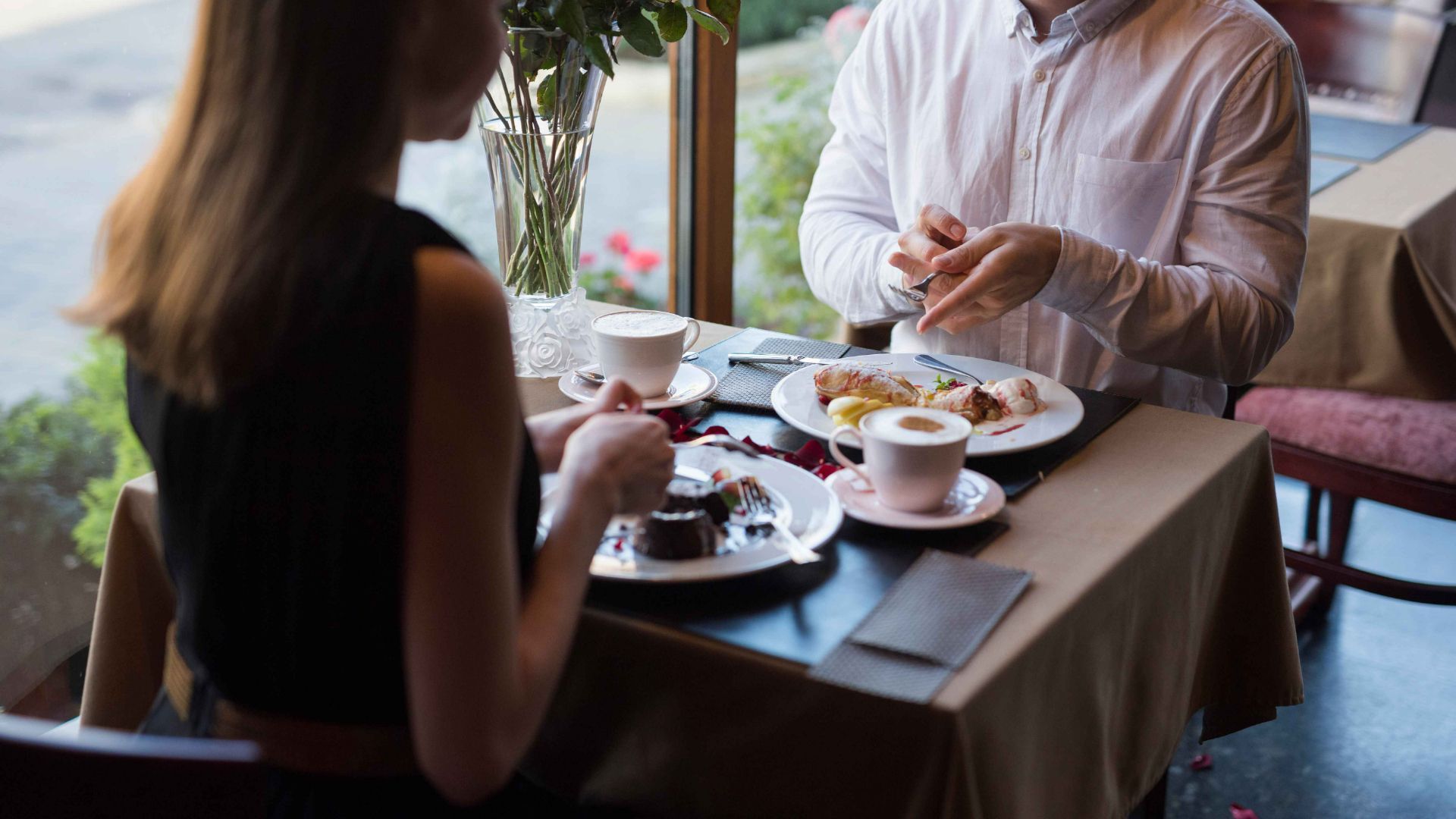 ‘I felt like a meal ticket’: Singaporean man says catfishing is ‘too common now’ after disappointing date