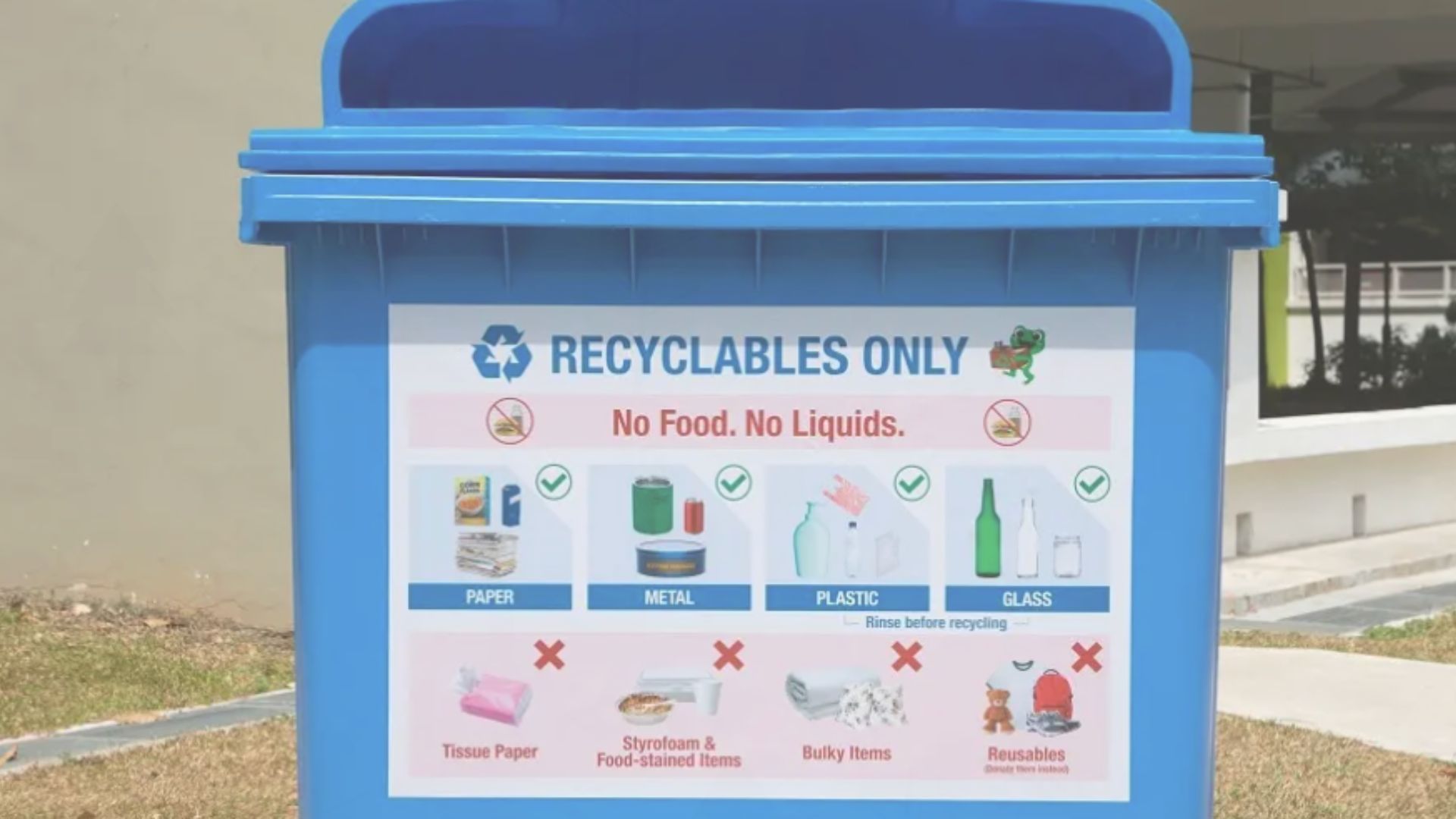 Do Singaporeans really recycle and does it really work? Netizens share their views