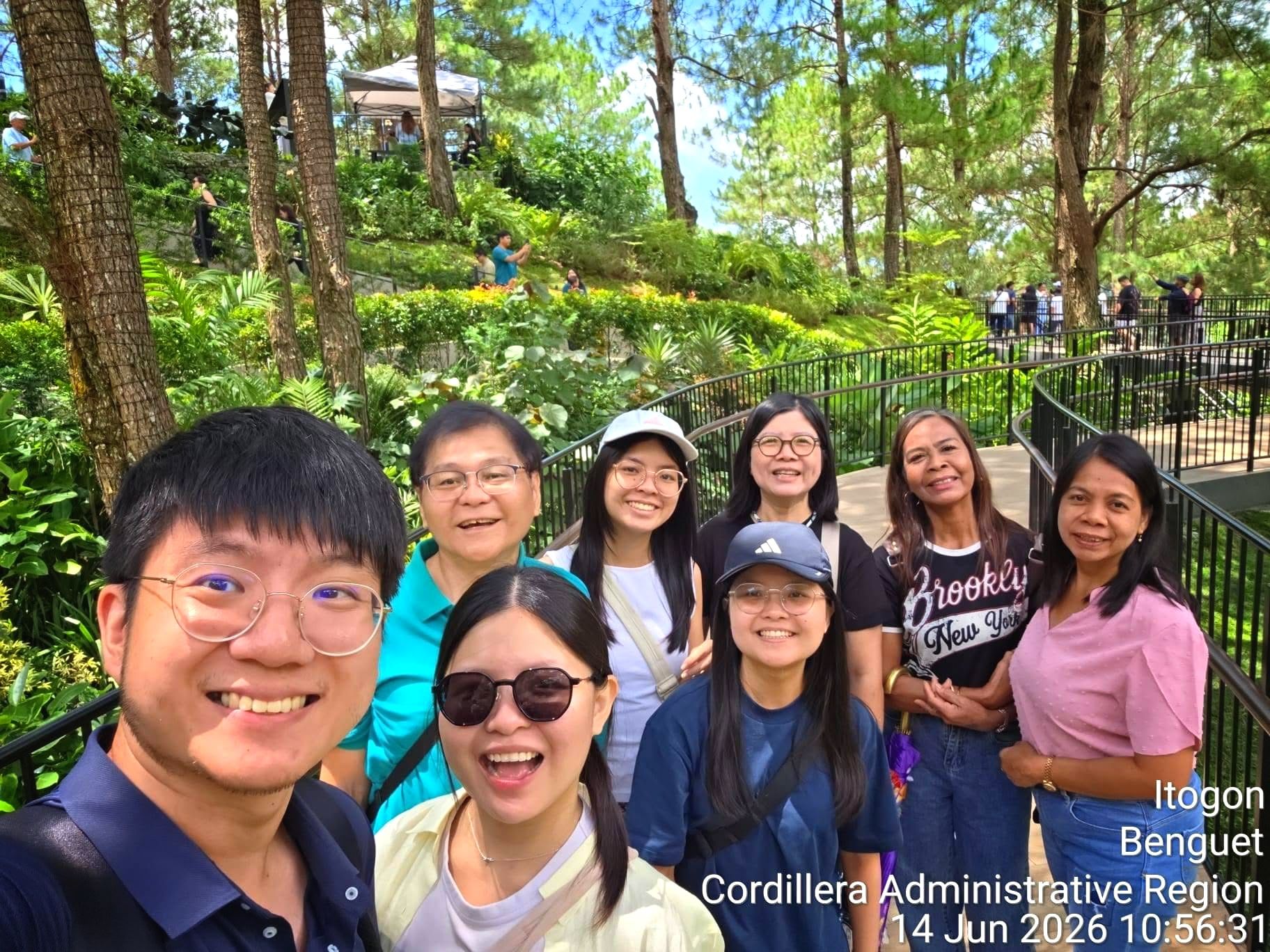 SG man, 63, and his family travelled 11 hours to PH to visit their former maid of 12 years to give thanks and celebrate her birthday