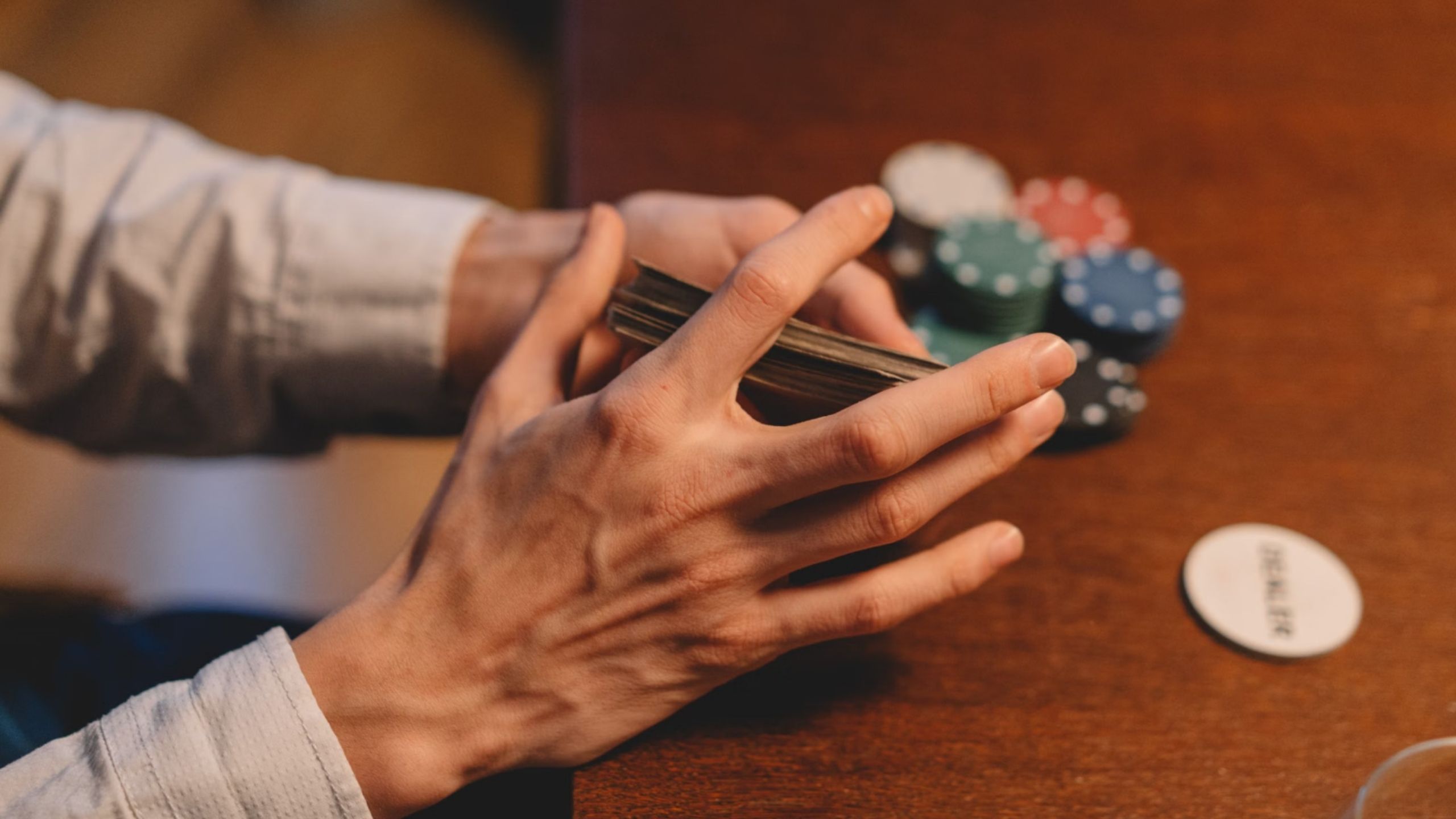 Mum’s gambling addiction leaves Singapore family homeless, teen turns to Reddit for help