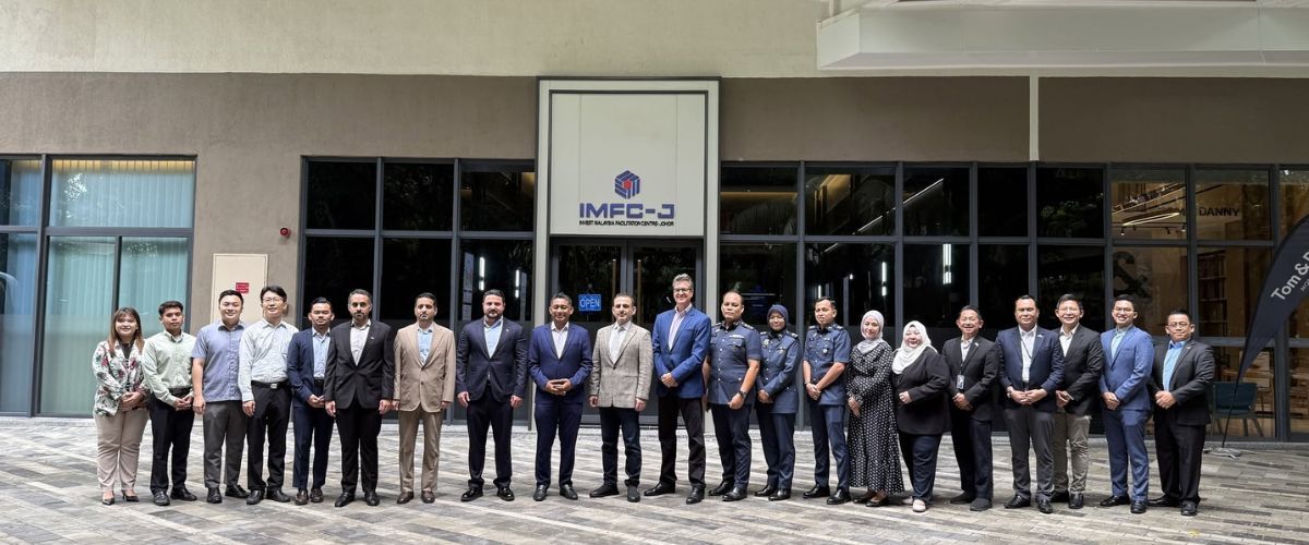 Dubai Customs explores JS-SEZ investment and trade opportunities in briefing with IRDA