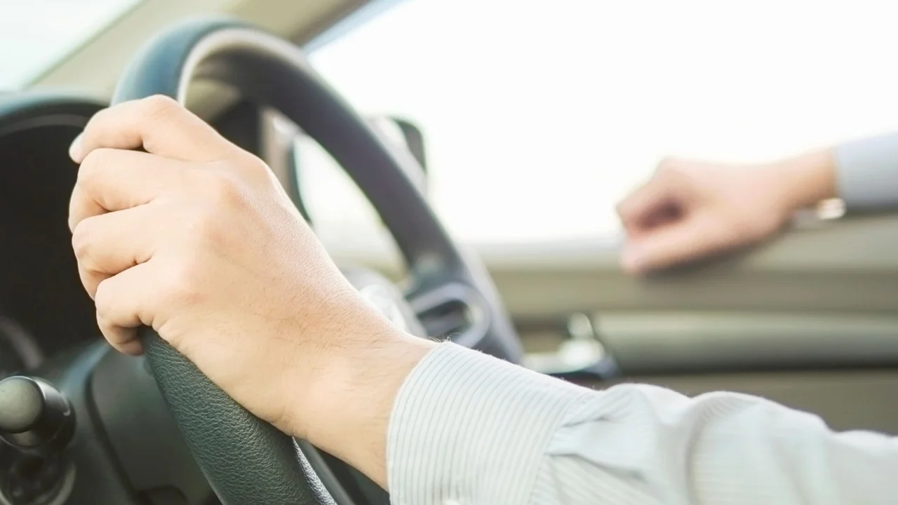 Singaporeans reveal why not having a driving licence can sometimes feel like falling behind