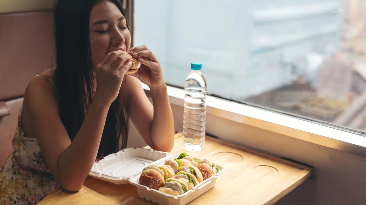Chinese dieters are chewing on baby biscuits and TCM roots to lose weight—and the trend says something about modern diet culture