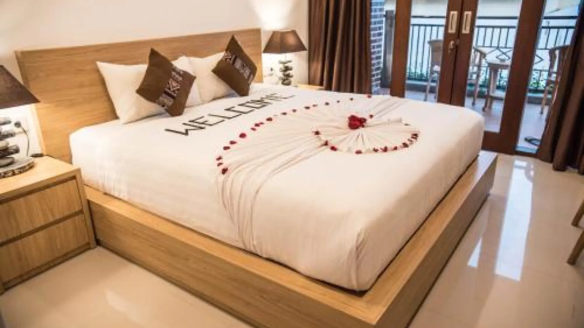 발리 더 가네샤 홈스테이 3성급 호텔 스위트룸