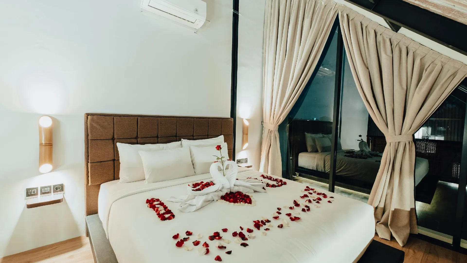 발리 아몰라스 칸구 빌라 발리네스 무랄리즘 4성급 호텔 스위트룸