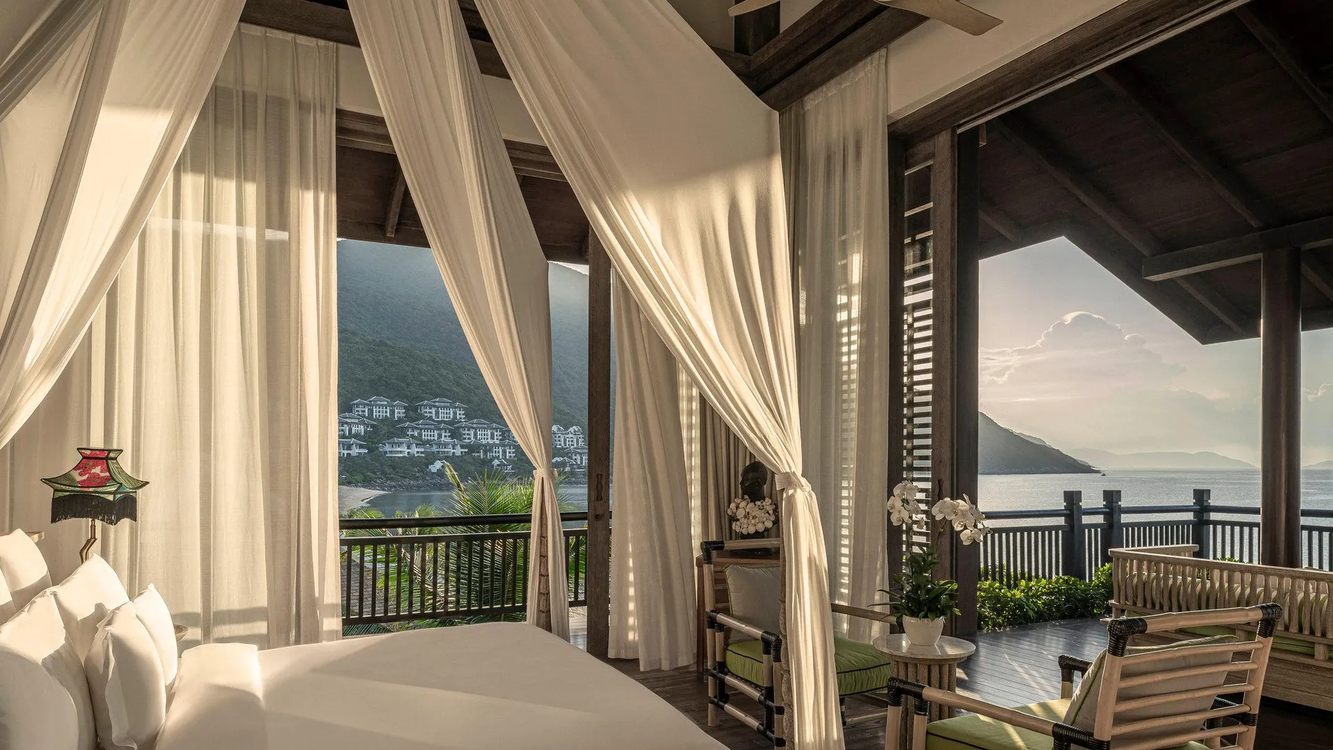 다낭 인터컨티넨탈 다낭 선 페닌슐라 리조트 바이 IHG 5성급 호텔 스위트룸