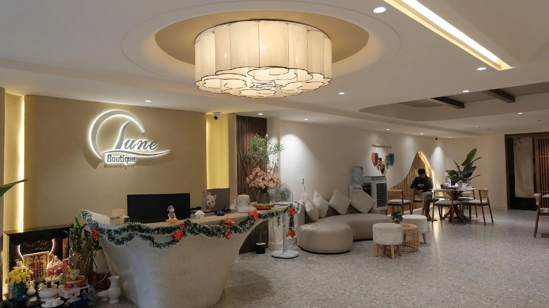 다낭 룬 부티크 아파트먼트 다낭 4성급 호텔 로비