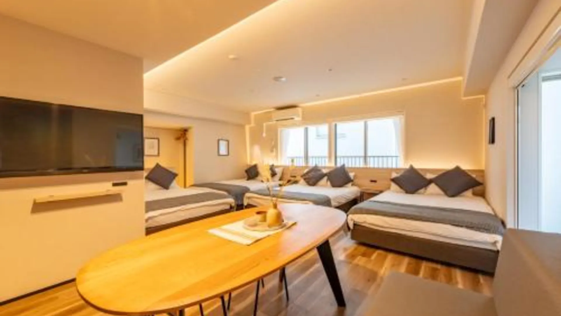 오사카 컴포츠+81 신사이바시 5성급 호텔 스위트룸