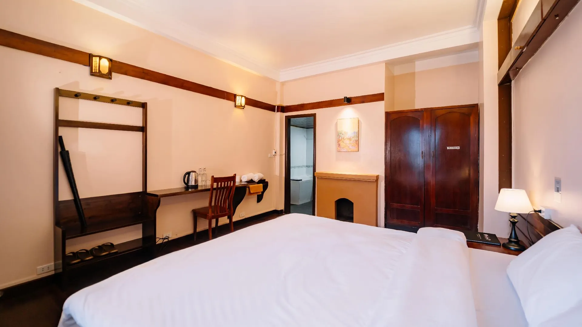 사파 시그니처 바이 디 홈 사파 3성급 호텔 스위트룸