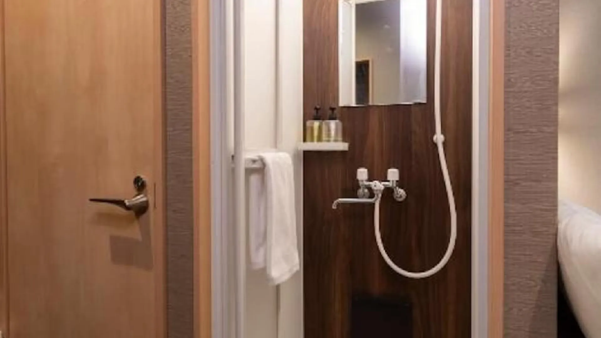 후쿠오카 보시 하카타 1 3성급 호텔 외관