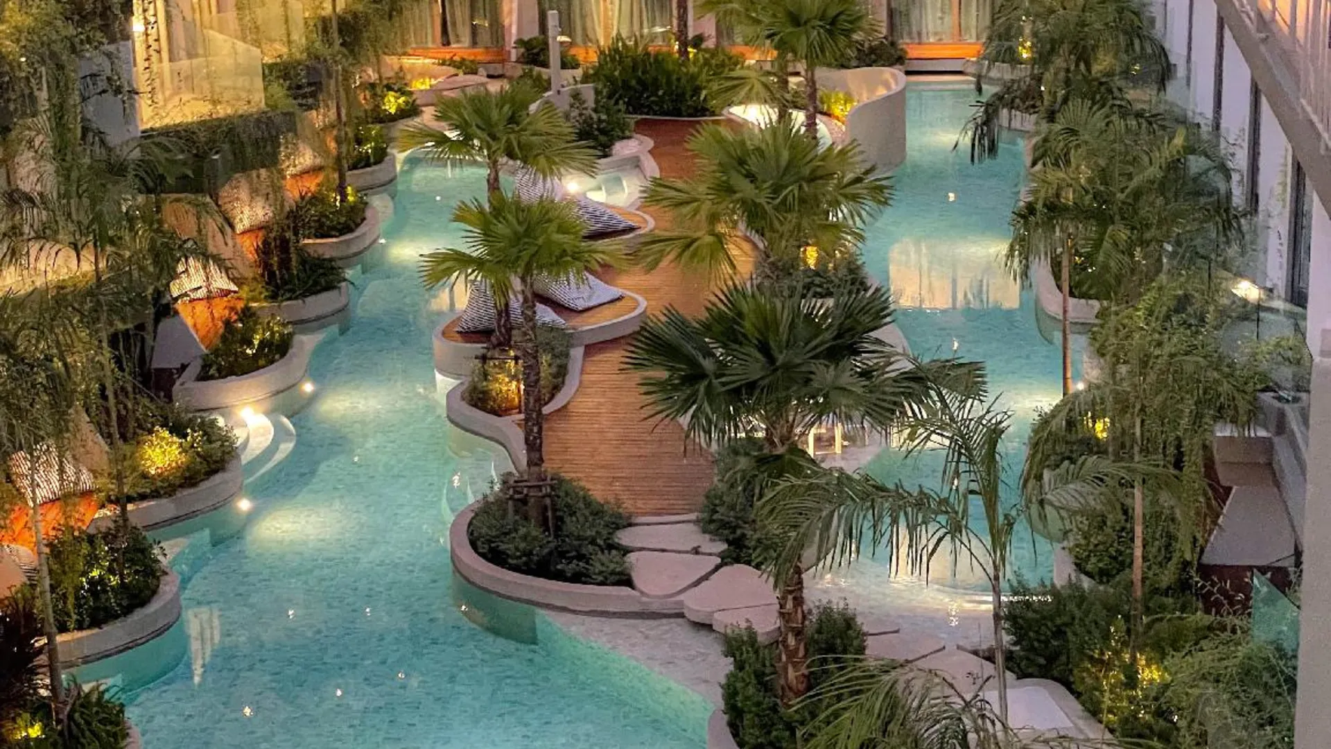 푸켓 판와부리 비치프론트 리조트 5성급 호텔 객실