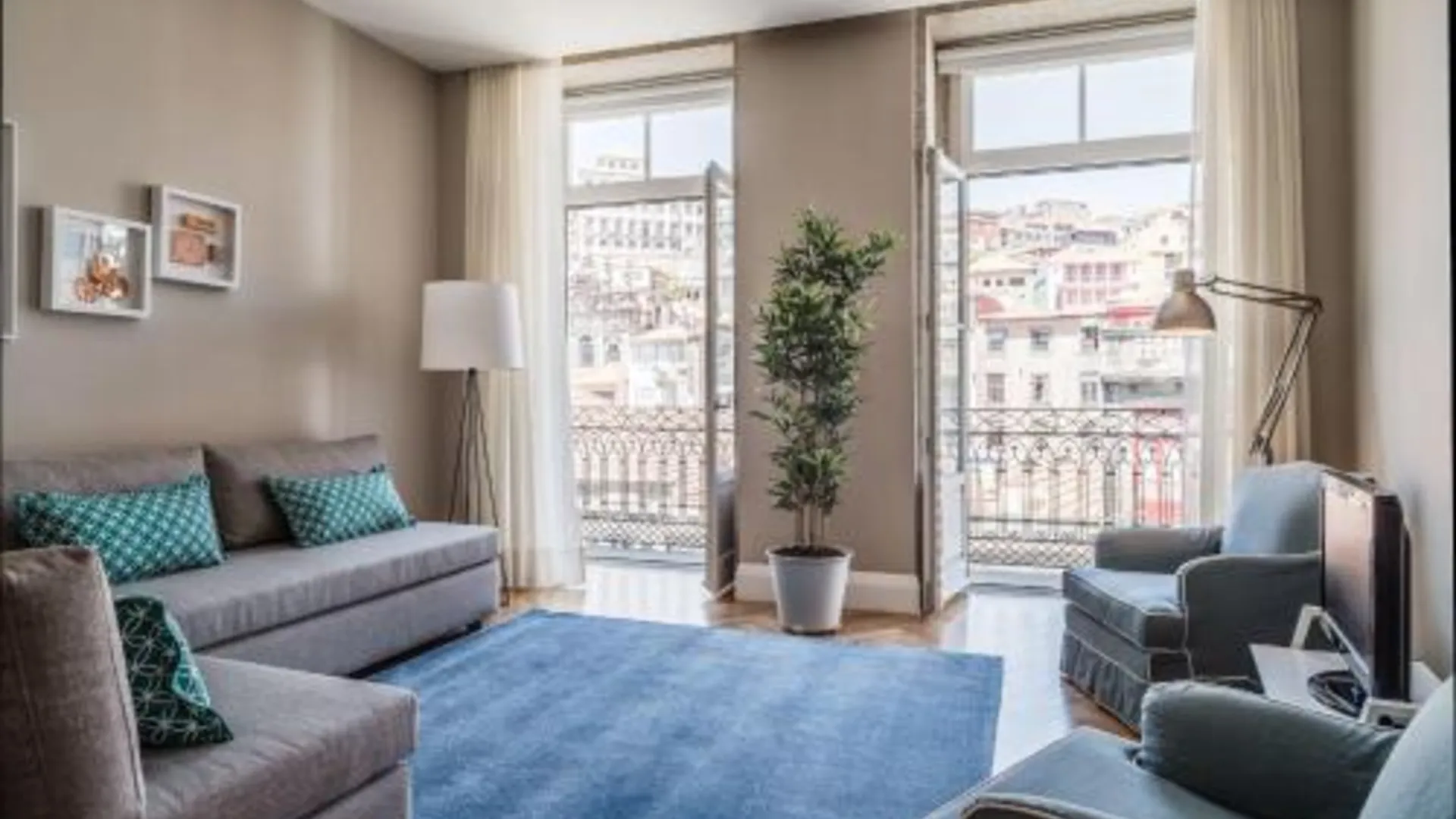 포르투 모지뇨 160 바이 오포르투 투어리스트 아파트먼트 4성급 게스트하우스 객실