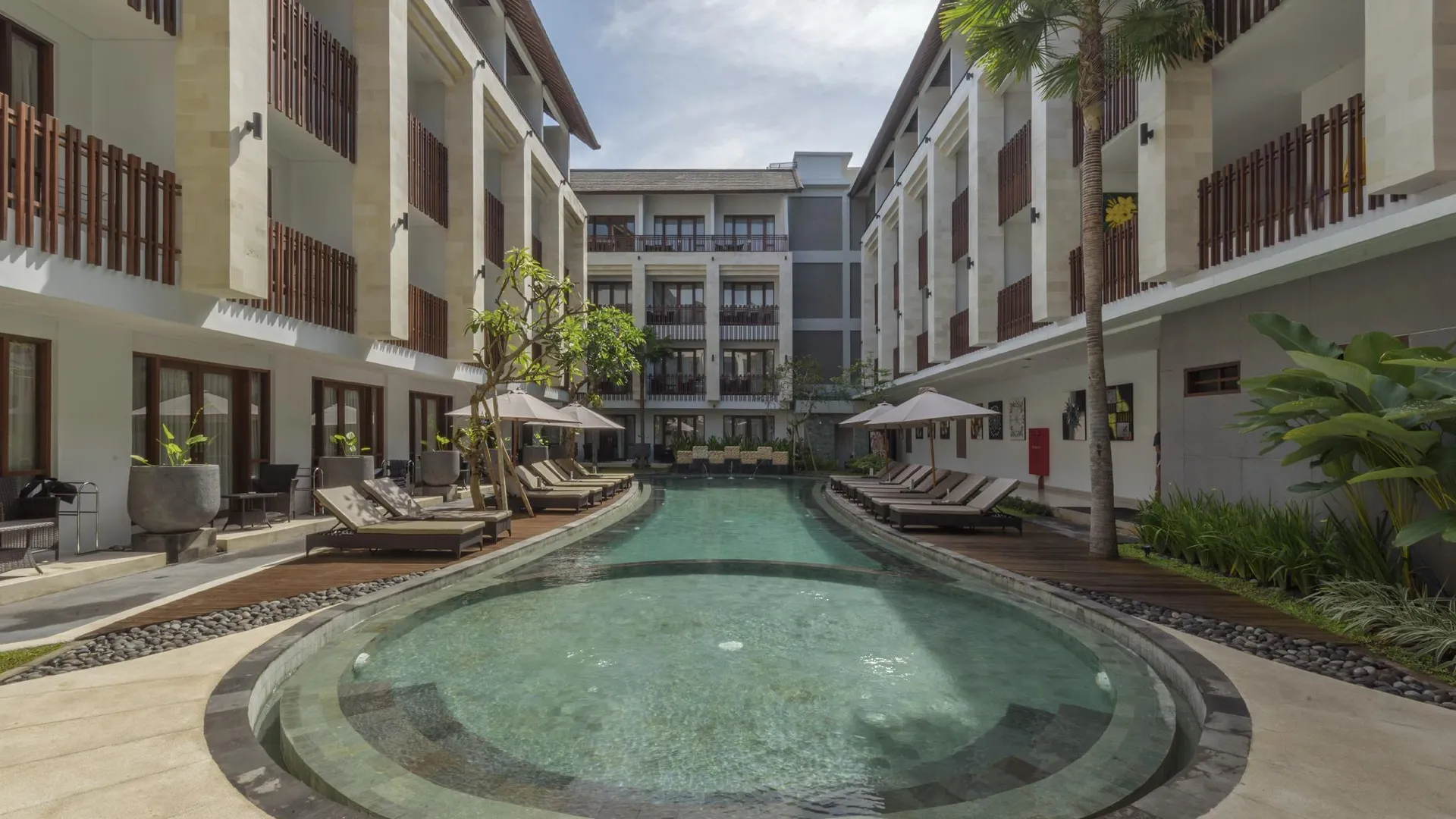 발리 그랜드 라 왈론 호텔 3성급 호텔 스위트룸