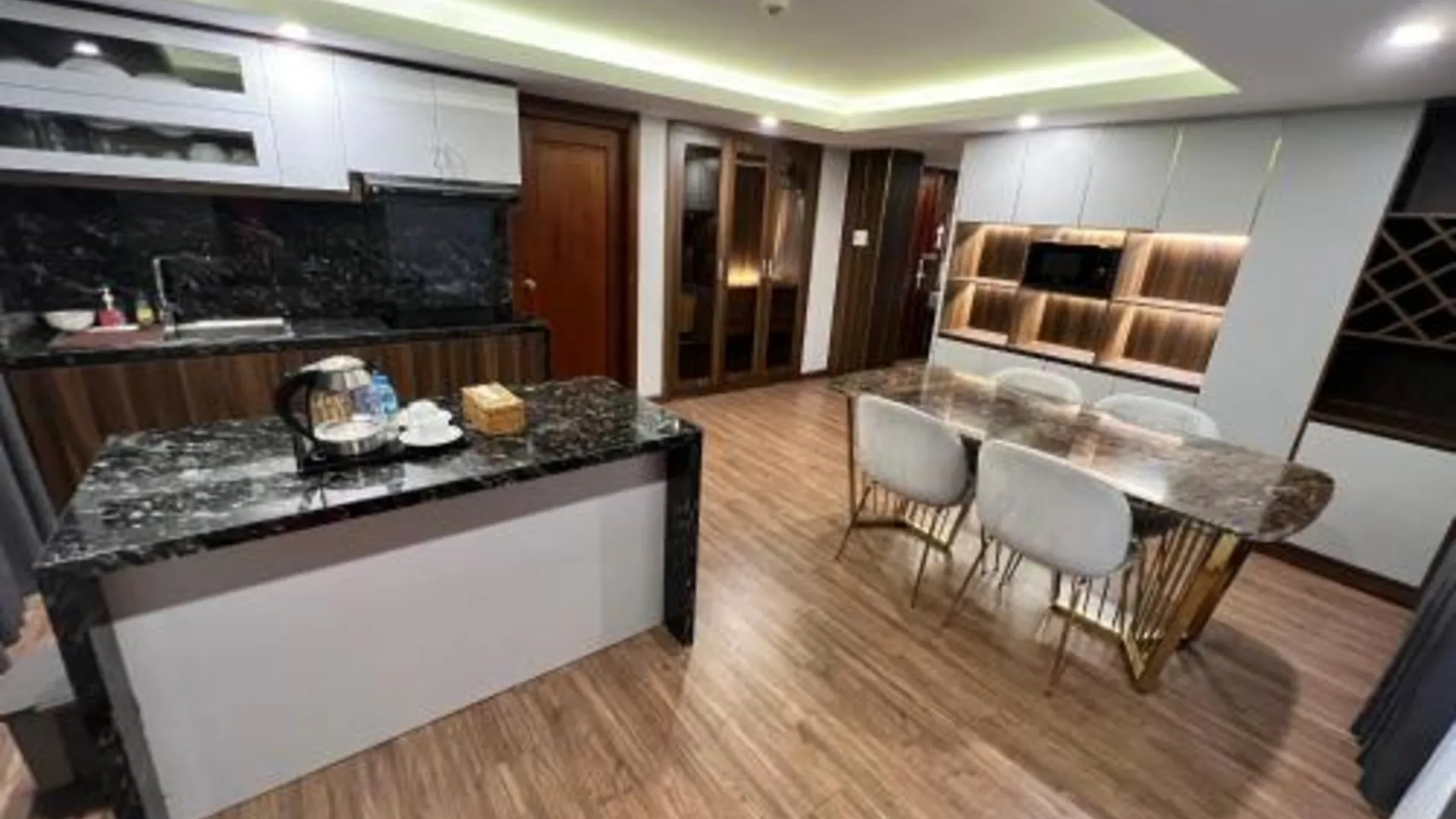 호치민 Nam Hy 1 Hotel 2성급 호텔 외관