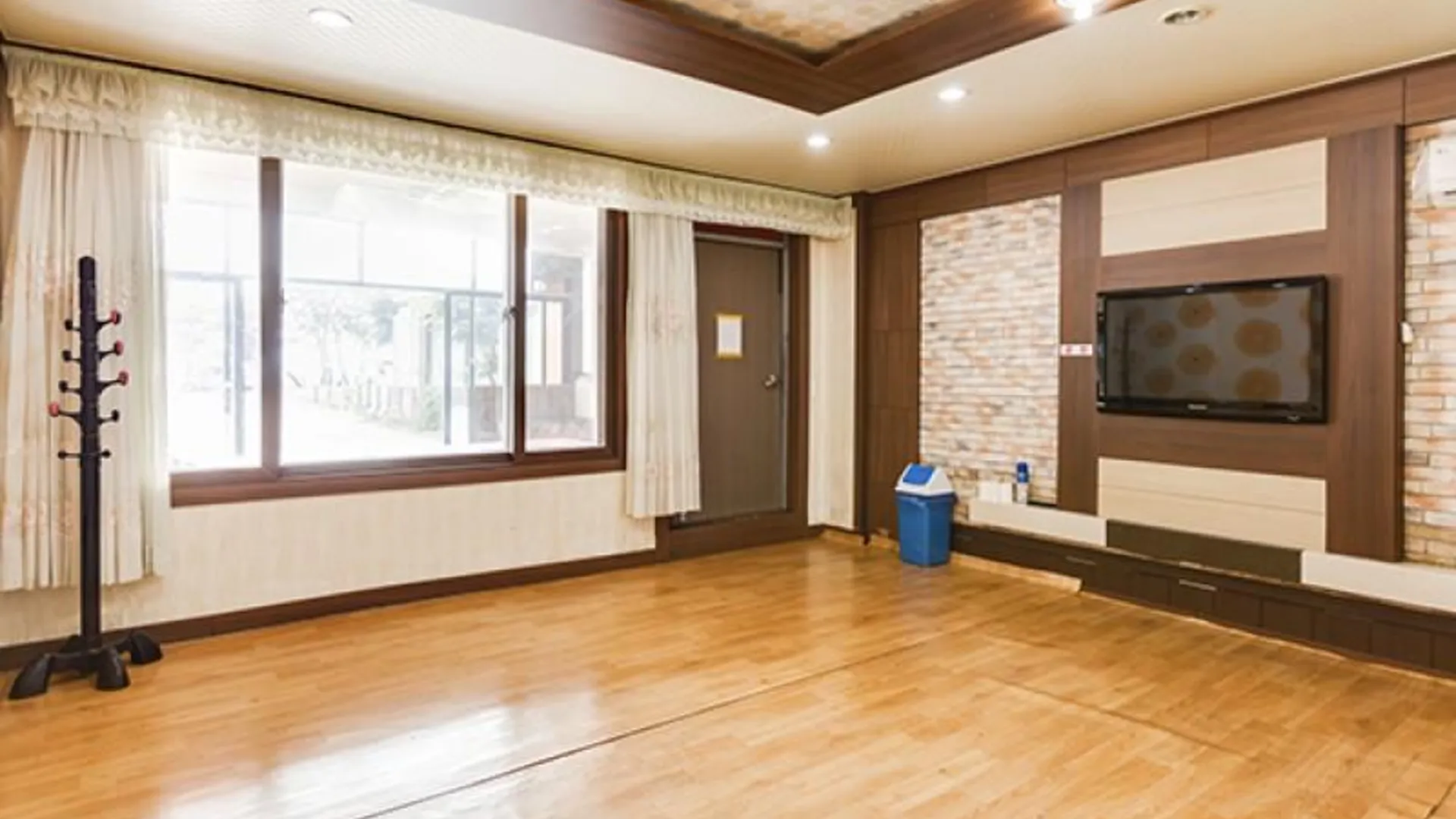 인천 강화도 솔밭펜션 2성급 게스트하우스 수영장