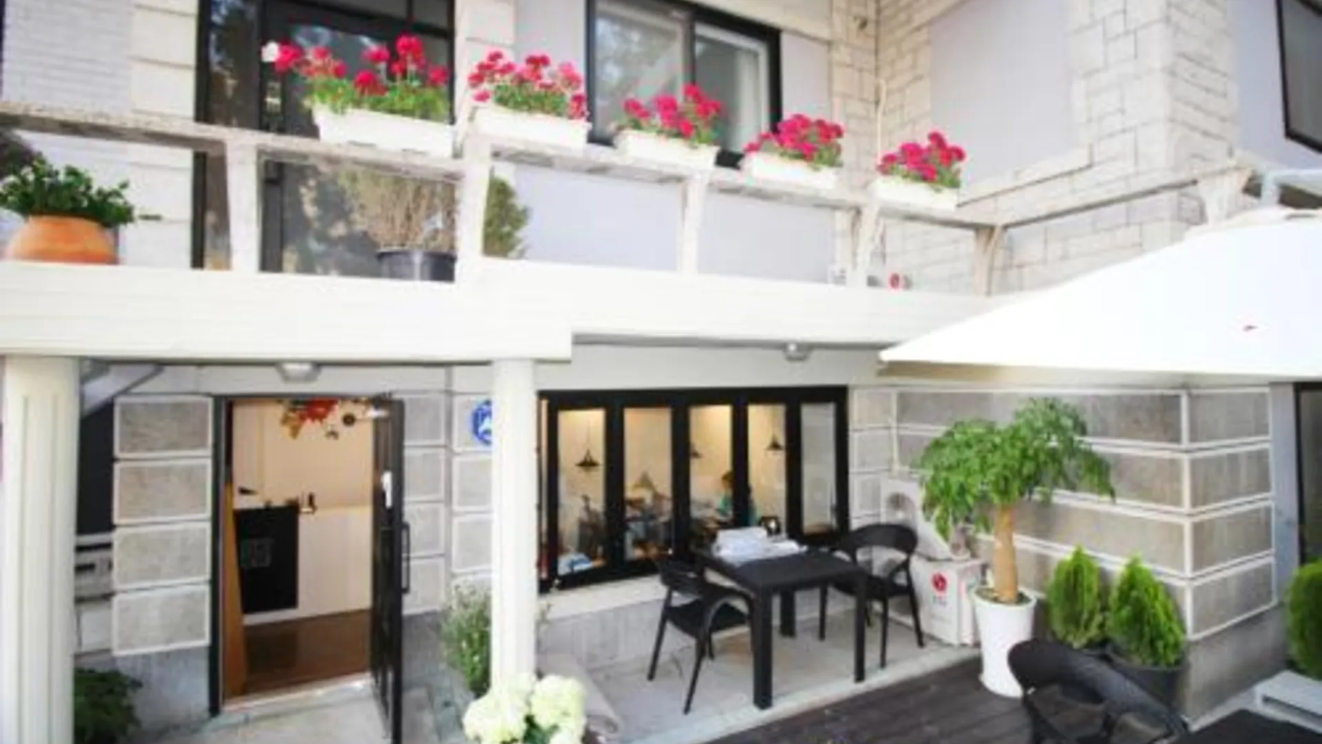 서울 오키도키 하우스 3성급 호텔 수영장