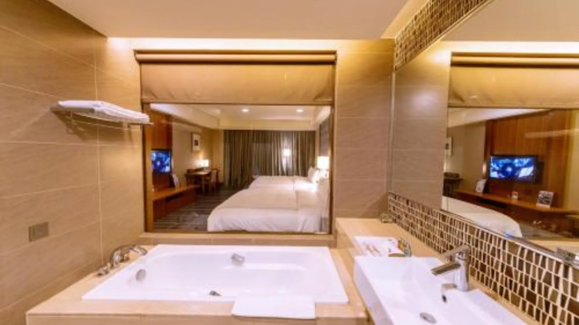 타이베이 풀론 호텔 단수이 피셔맨스 와프 5성급 호텔 레스토랑