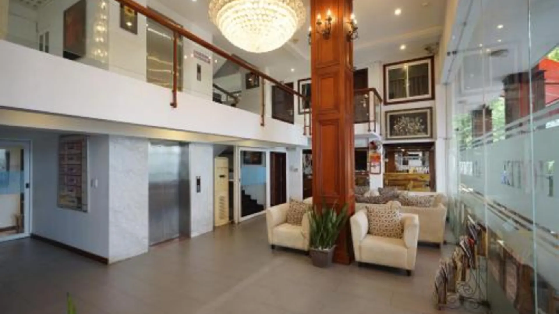 호치민 호앙 옌 호텔 - 푸미흥 3성급 호텔 로비