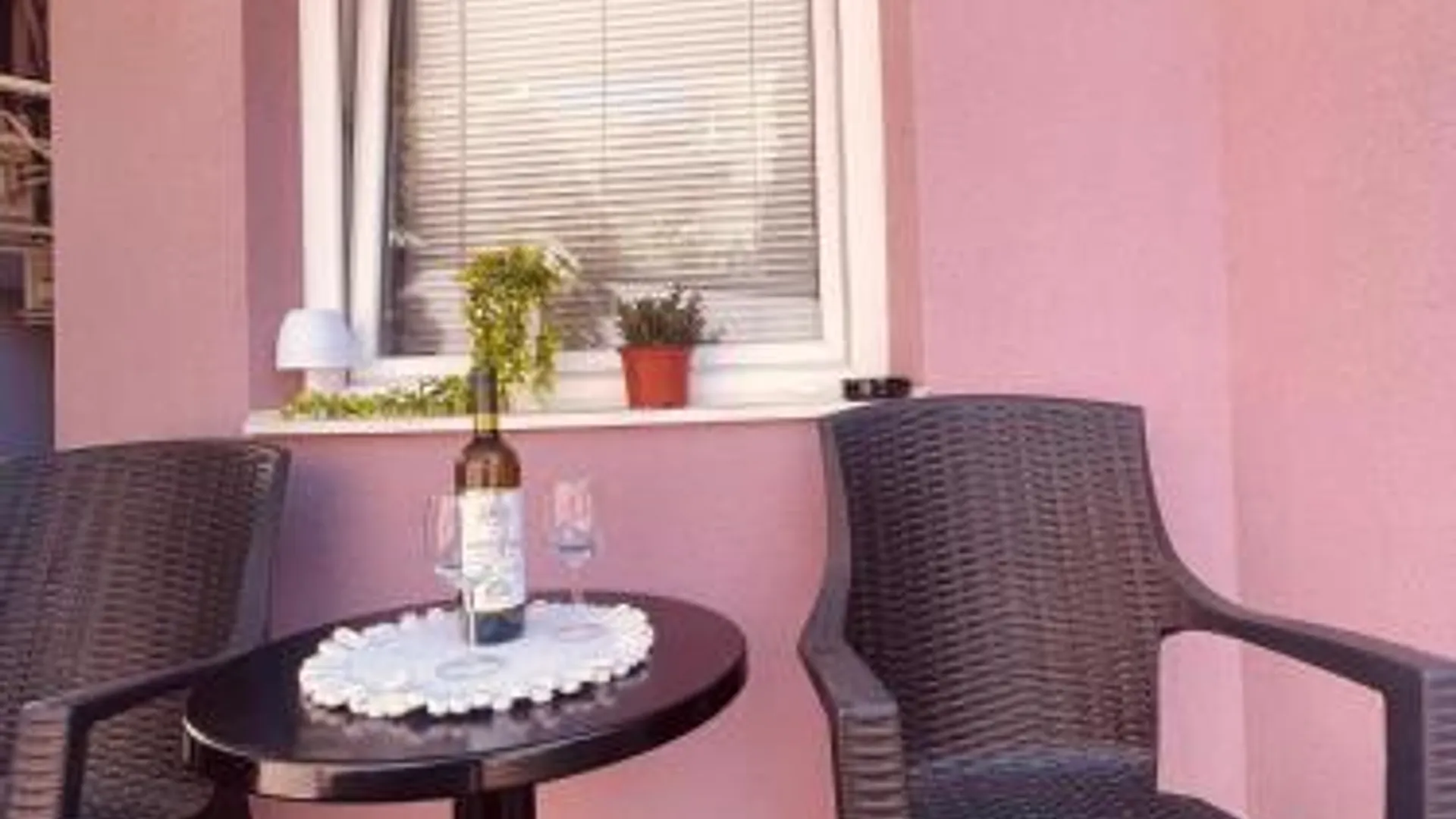 벨리코 그라디스테 Vila Biser 호텔 외관