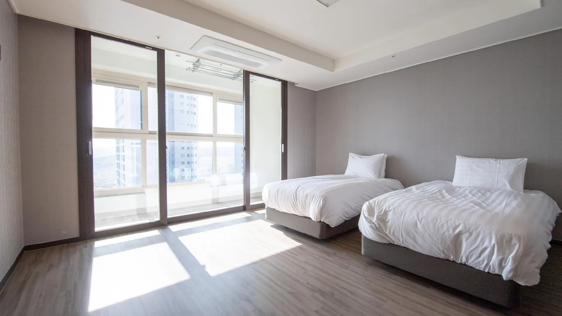 울산 울산(강동) KCC레지던스 2성급 게스트하우스 전망