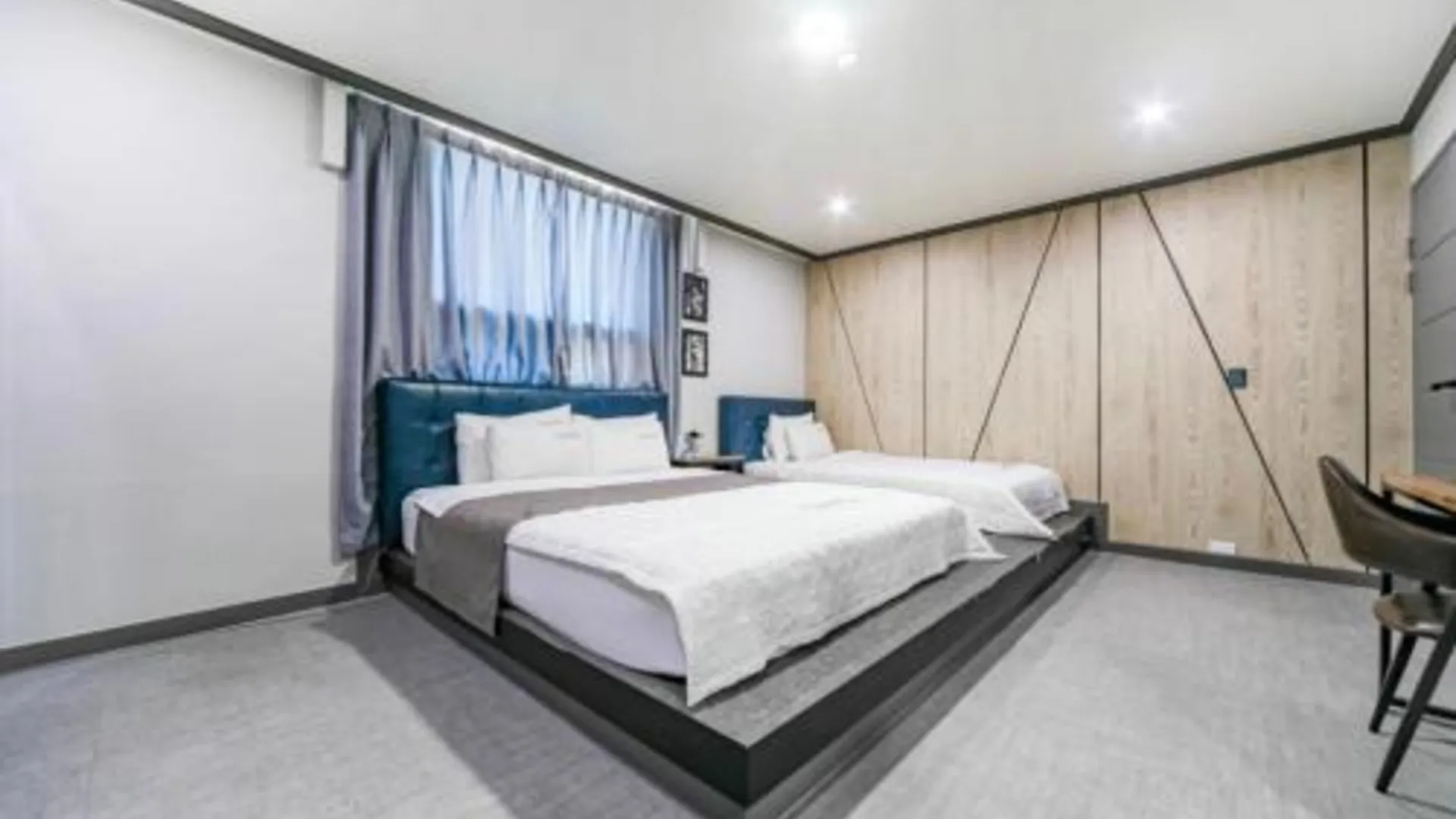 창원 The Sharp Hotel 호텔 외관