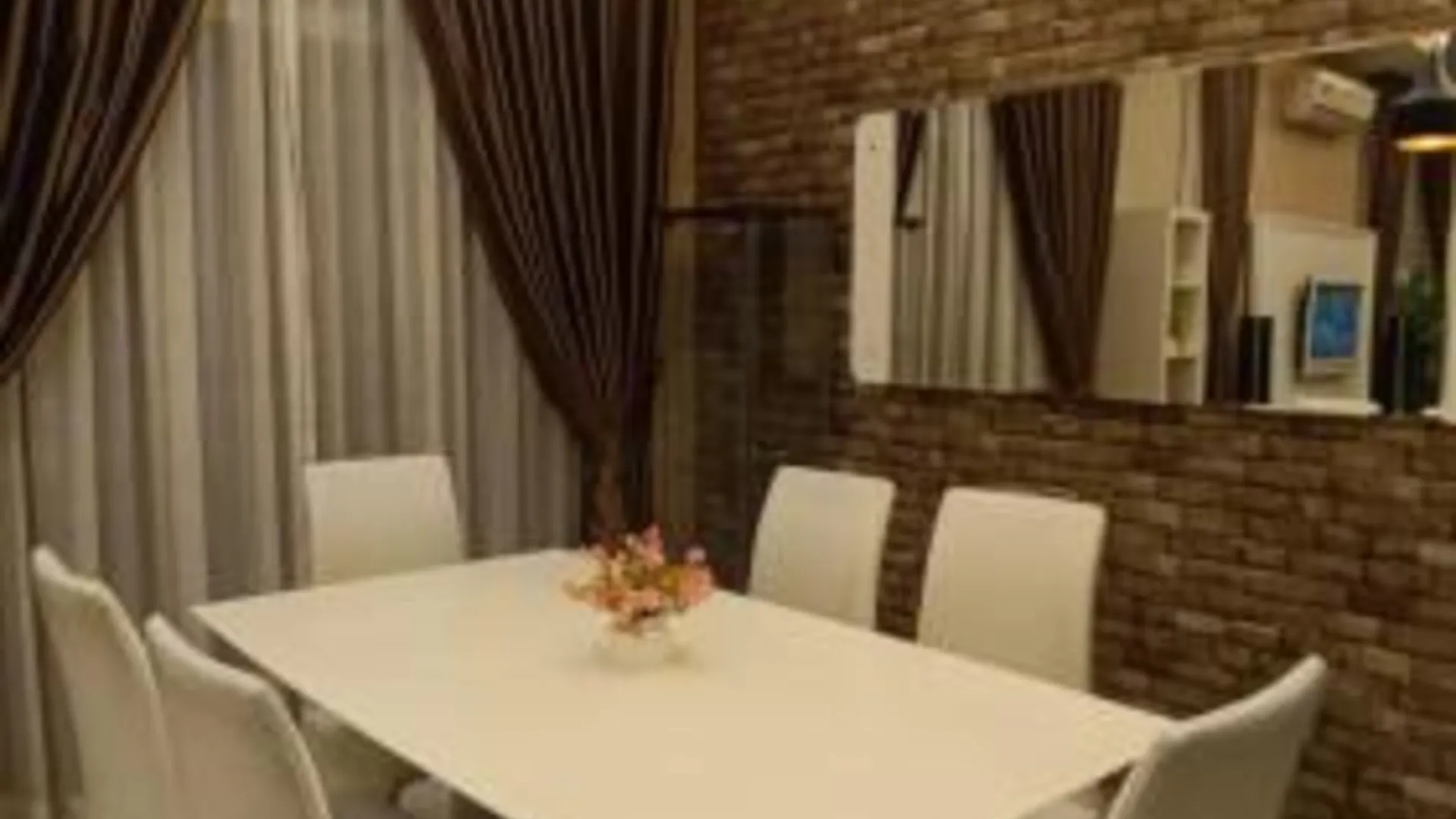 말라카 두리안 퉁갈의 프라이빗 하우스 (m², 침실 3개, 프라이빗 욕실 2개) 3성급 게스트하우스 전망