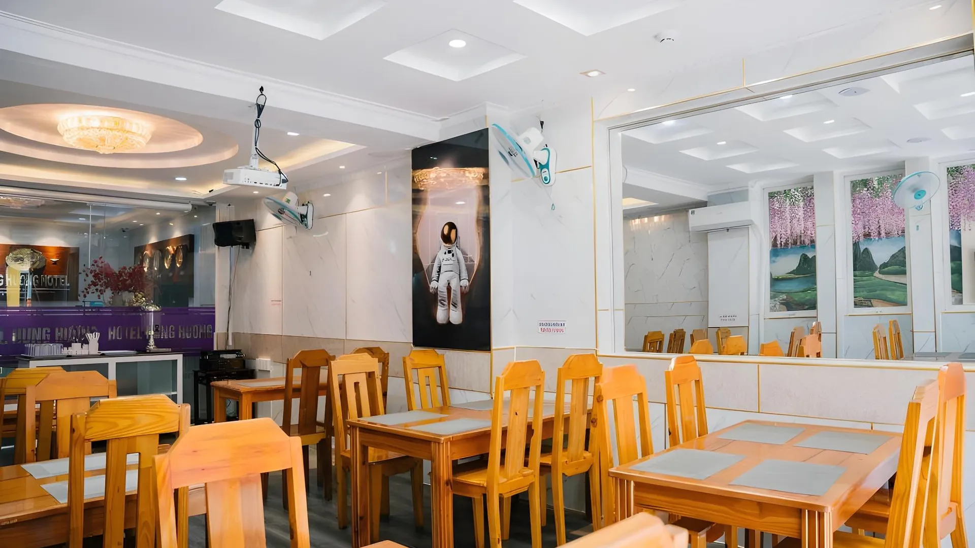 호치민 훙 후옹 호텔 1성급 호텔 외관