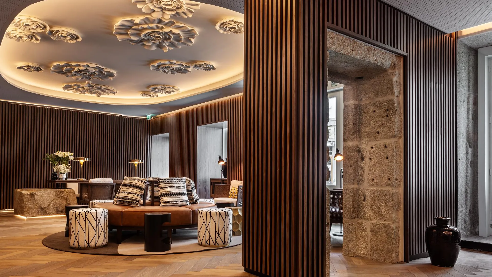 포르투 포우사다 두 포르투 - 루아 다스 플로레스 4성급 호텔 로비